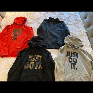BOYS LOT NIKE HOODIES/HALF ZIP